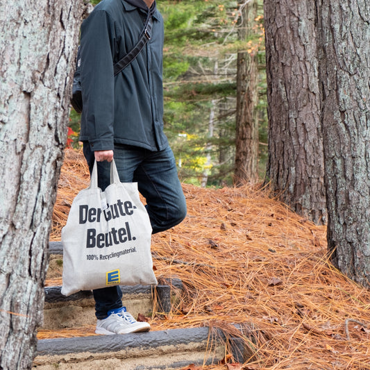 ブラックテキストトート | Dot.Germany セレクト